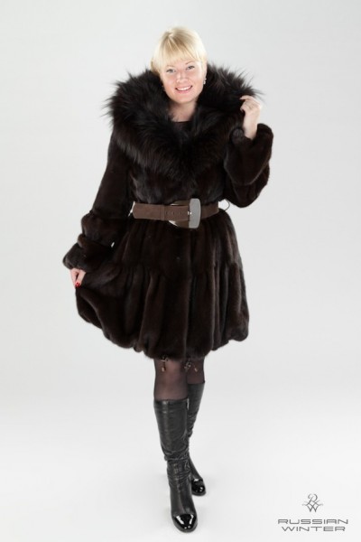 Полупальто меховое женское 9063 норка махагон, лиса цветная. от компании «Русская зима» Полупальто меховое женское 9063 норка махагон, лиса цветная.
