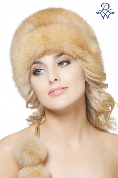 Шапка из соболя женская кубанка 133 Гретта, соболь натуральный светлый от компании «Русская зима» Шапка из соболя женская кубанка 133 Гретта, соболь натуральный светлый