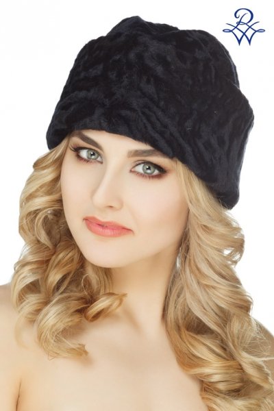Головной убор меховой женский 71022 Пилотка каракуль чёрный от компании «Русская зима» Головной убор меховой женский 71022 Пилотка каракуль чёрный
